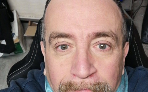 Due indagati per la morte di un operaio schiacciato da una pressa