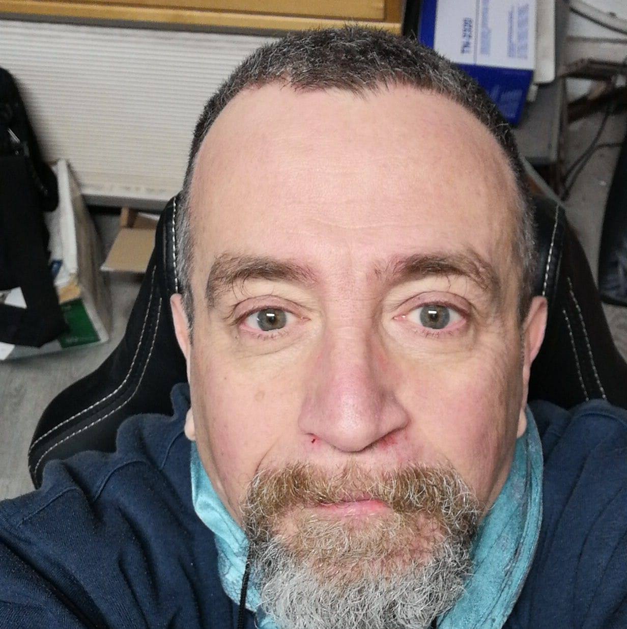 Due indagati per la morte di un operaio schiacciato da una pressa