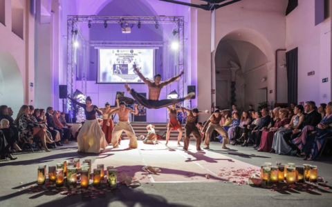 Il “Ballo della Rosa” torna a Sestri per sostenere la Scuola Cani Guida dei Lions