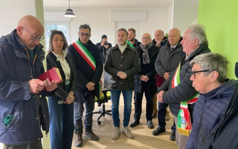 Santo Stefano d’Aveto presenta la nuova sala multimediale a Roberto Pareti
