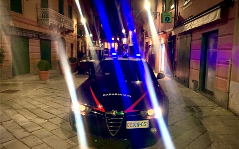 Sestri Levante, giovane denuncia violenza sessuale: scattano le indagini dei Carabinieri