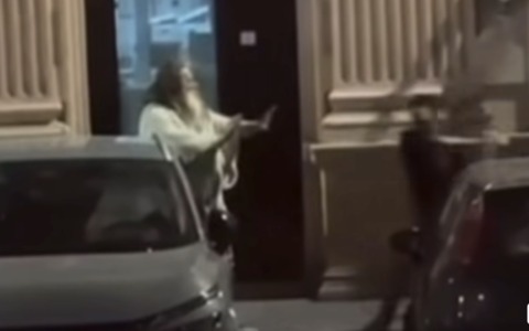 Sestri Levante: la comunità sostiene Maxime, il clochard aggredito