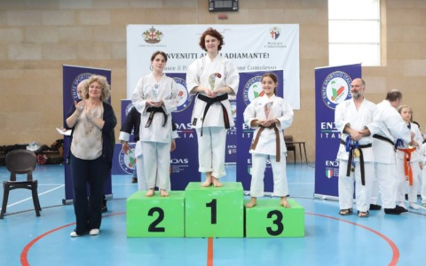 Accademia Arti Marziali di Zoagli e Centro Discipline Marziali di Chiavari brillano al Campionato regionale di Kata