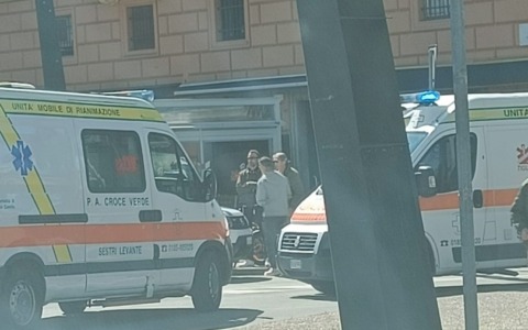 Caduta da un mezzo a due ruote in piazza Sant’Antonio a Sestri Levante