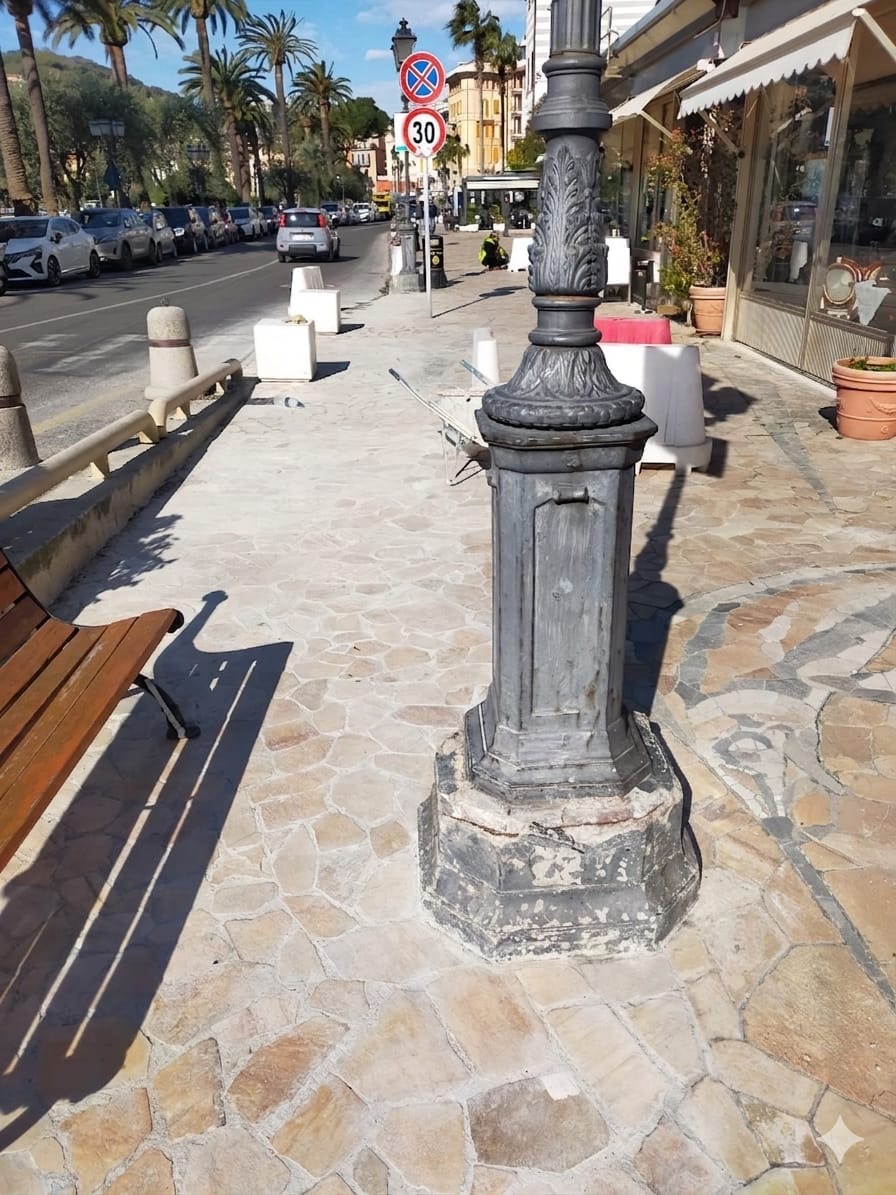 Carannante critica la Giunta di Rapallo su arredo urbano e pavimentazione