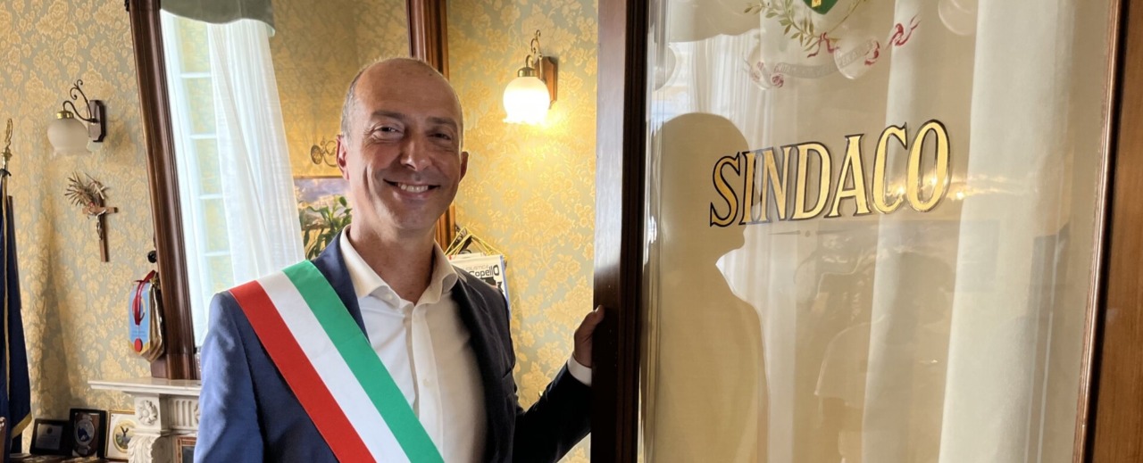 Chiavari frena sulla Remigrazione: “Nessun banchetto senza la firma sui valori costituzionali”