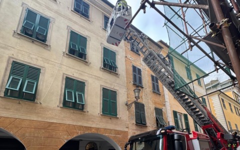 Due anziani bloccati in casa a Chiavari, intervengono i Vigili del Fuoco
