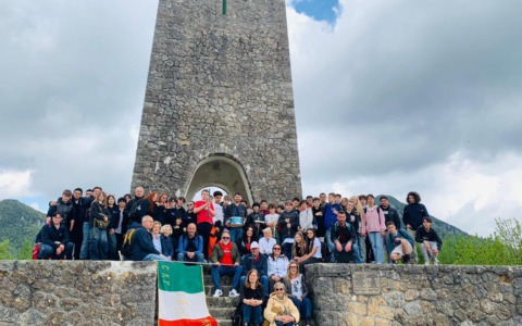 Il viaggio della memoria: studenti di Lavagna visitano Sant’Anna di Stazzema