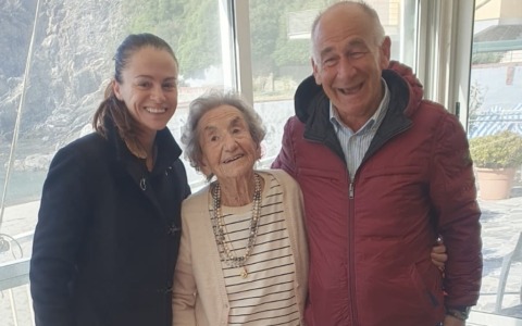 Luisa Daneri festeggia il suo centesimo compleanno in Liguria