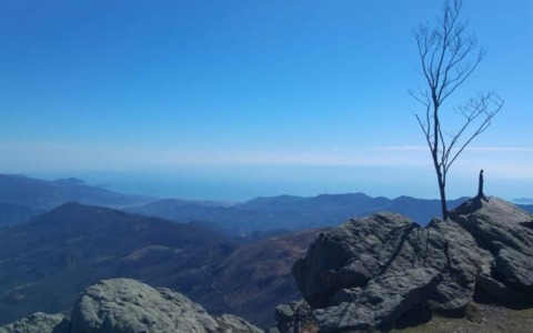Recupero di un’escursionista bloccata sull’Alta Via del Monte Ramaceto