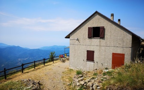 Riapertura del Rifugio Monte Caucaso dopo l’incendio