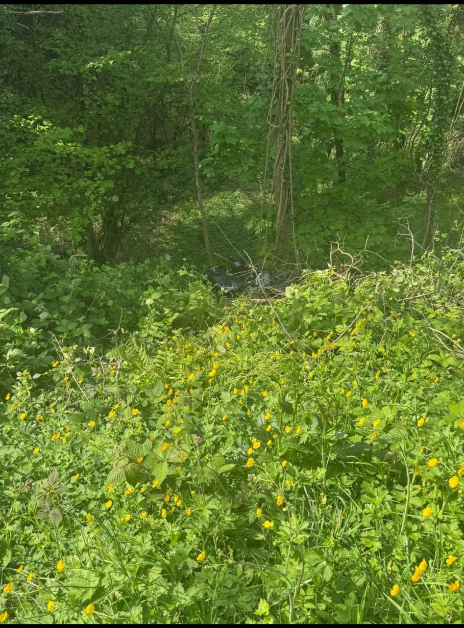 Scontro tra moto e auto a Mezzanego, motociclista di 58 anni ferito