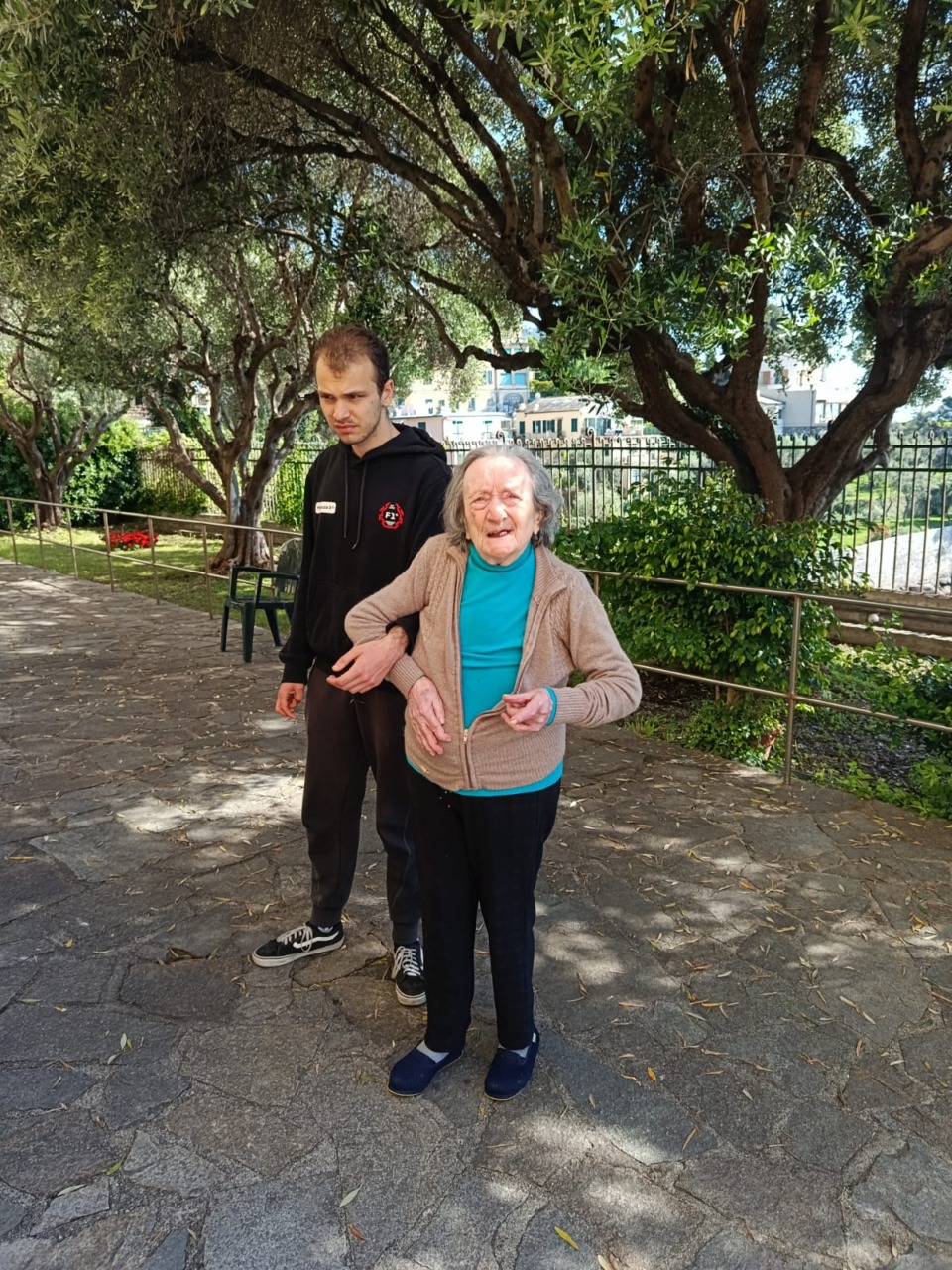 Scout di Recco al servizio degli anziani: un gesto di solidarietà