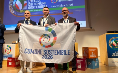 Sestri Levante conquista la Bandiera dei Comuni Sostenibili anche per il 2026