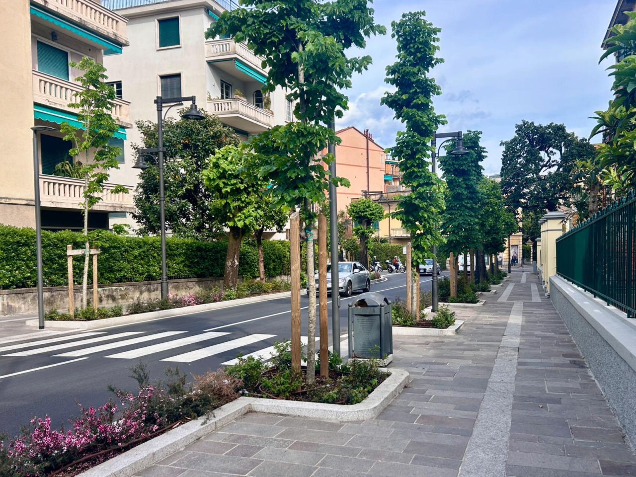 Tensioni sui parcheggi a Santa Margherita: l’opposizione critica, il sindaco risponde