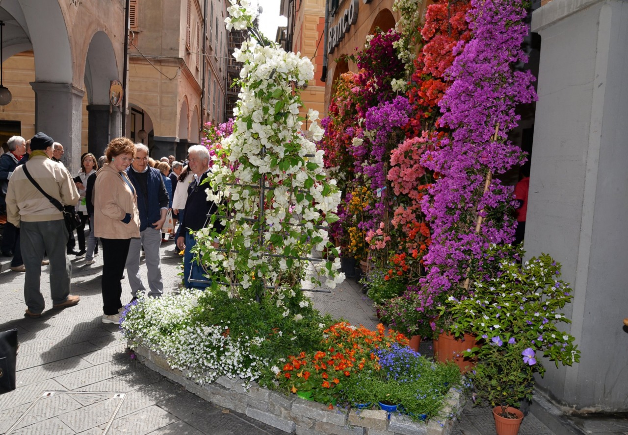Aprica sostiene la raccolta differenziata e il compostaggio a “Chiavari in fiore”