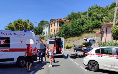 Casarza Ligure, scontro tra scooter provoca due feriti