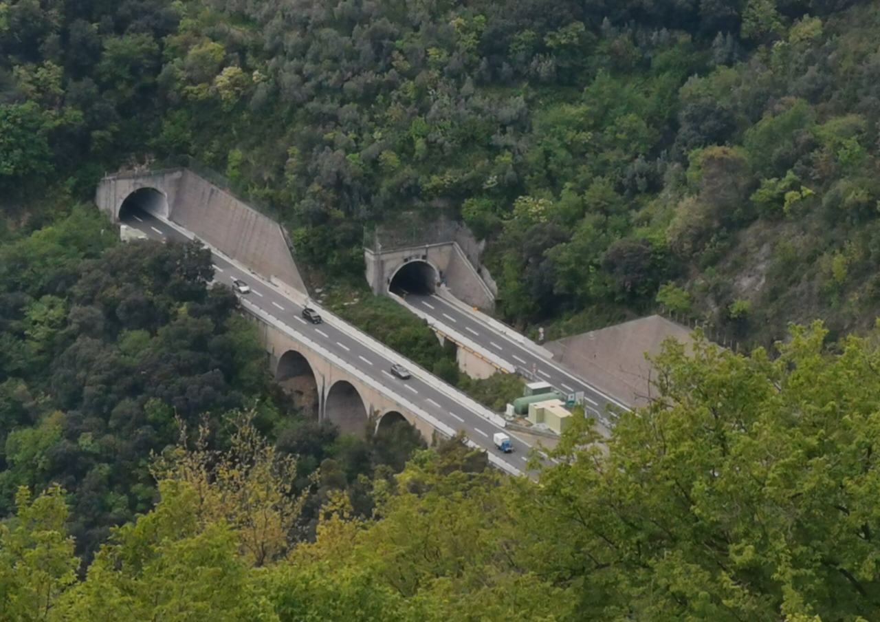 Chiusure notturne sull’A12: tutte le informazioni