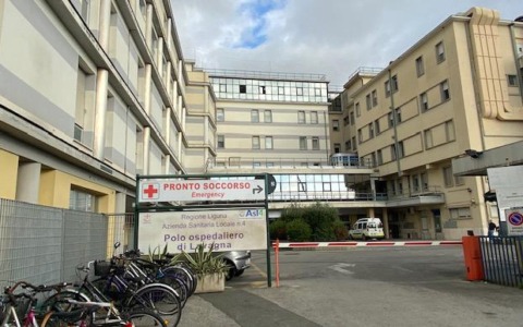 Incidente stradale a Pian dei Ratti, due persone ferite