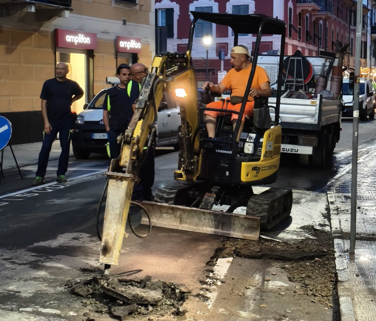 Sestri Levante, guasto alla condotta in via Nazionale: aggiornamenti in tempo reale