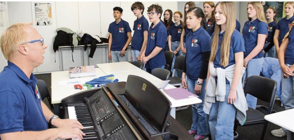 Sestri Levante: parte il progetto Erasmus per il coro della scuola Descalzo