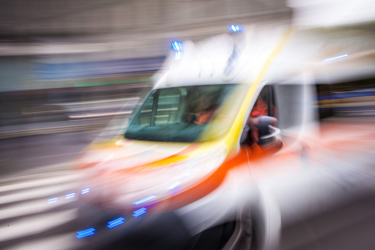 Tragedia notturna sull’A12: deceduto un motociclista di 42 anni