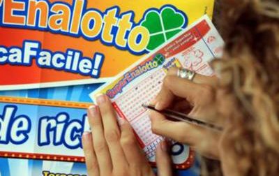 Un “5” da oltre 27mila euro al SuperEnalotto a Genova