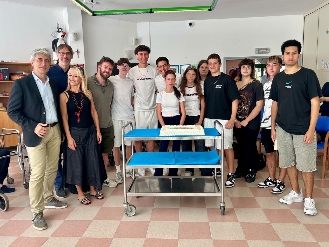 Gli studenti del Giannini presentano il nuovo logo per Le Due Palme di Sestri Levante