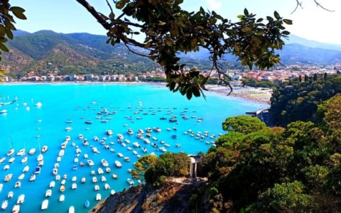Il litorale ligure promuove l’eccellenza: il 97% delle coste è in ottime condizioni