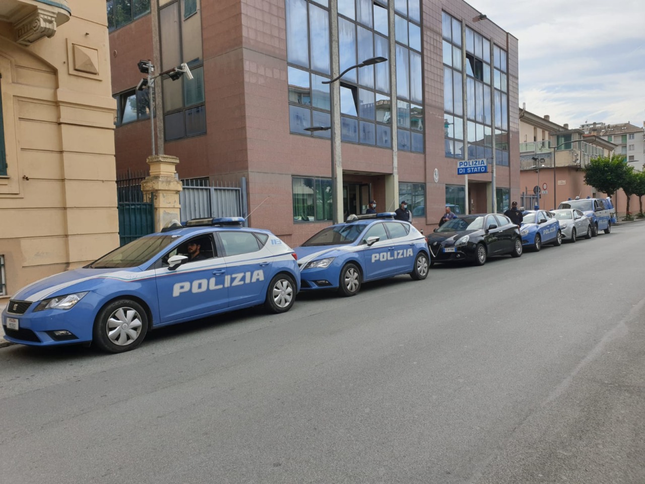 Rapallo, donna aggredisce operatrice sanitaria durante soccorso: arrestata cinquantenne