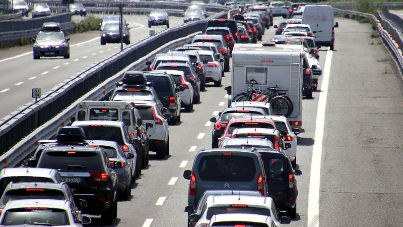 Tamponamento a catena sulla A12 tra Nervi e Rapallo: code fino a 5 chilometri