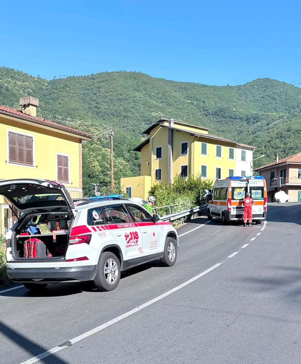 Terrarossa: motociclista cade e viene trasportato in ospedale in codice giallo