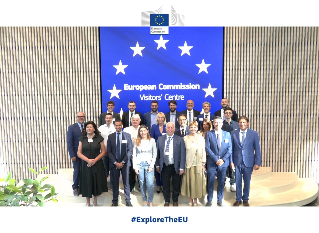 Un gruppo di 21 amministratori del Tigullio a Bruxelles