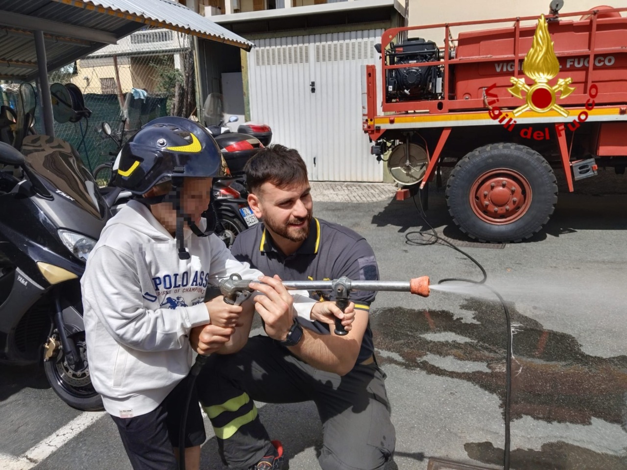 Visita al distaccamento dei Vigili del Fuoco di Chiavari: 150 alunni coinvolti