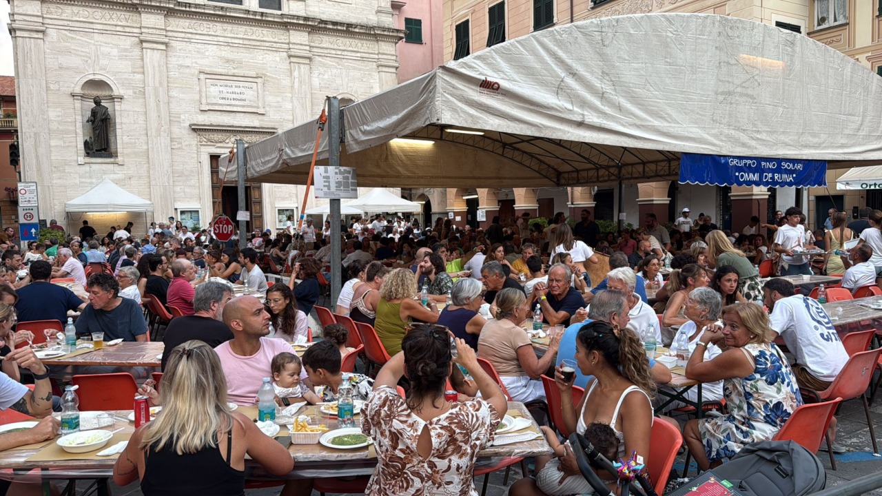 A Chiavari si rinnova la Sagra della Capponadda: tre serate di tradizione e solidarietà