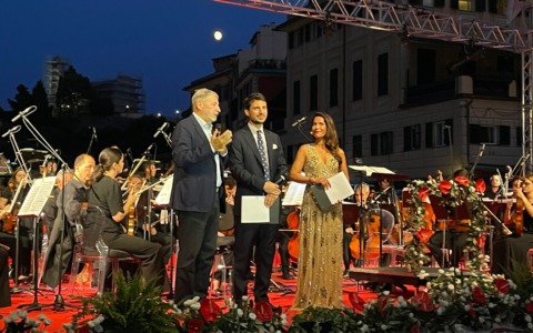 Il presidente Marco Bucci presenzia al concerto finale del ‘Francesco Brioschi’ a Portofino