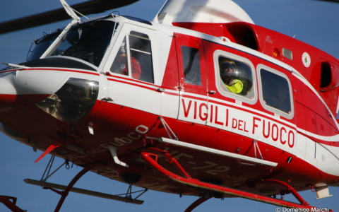 Incidente grave sulla SP 77: sei feriti e intervento dell’elicottero