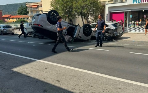 Incidente in via Nazionale a Sestri Levante