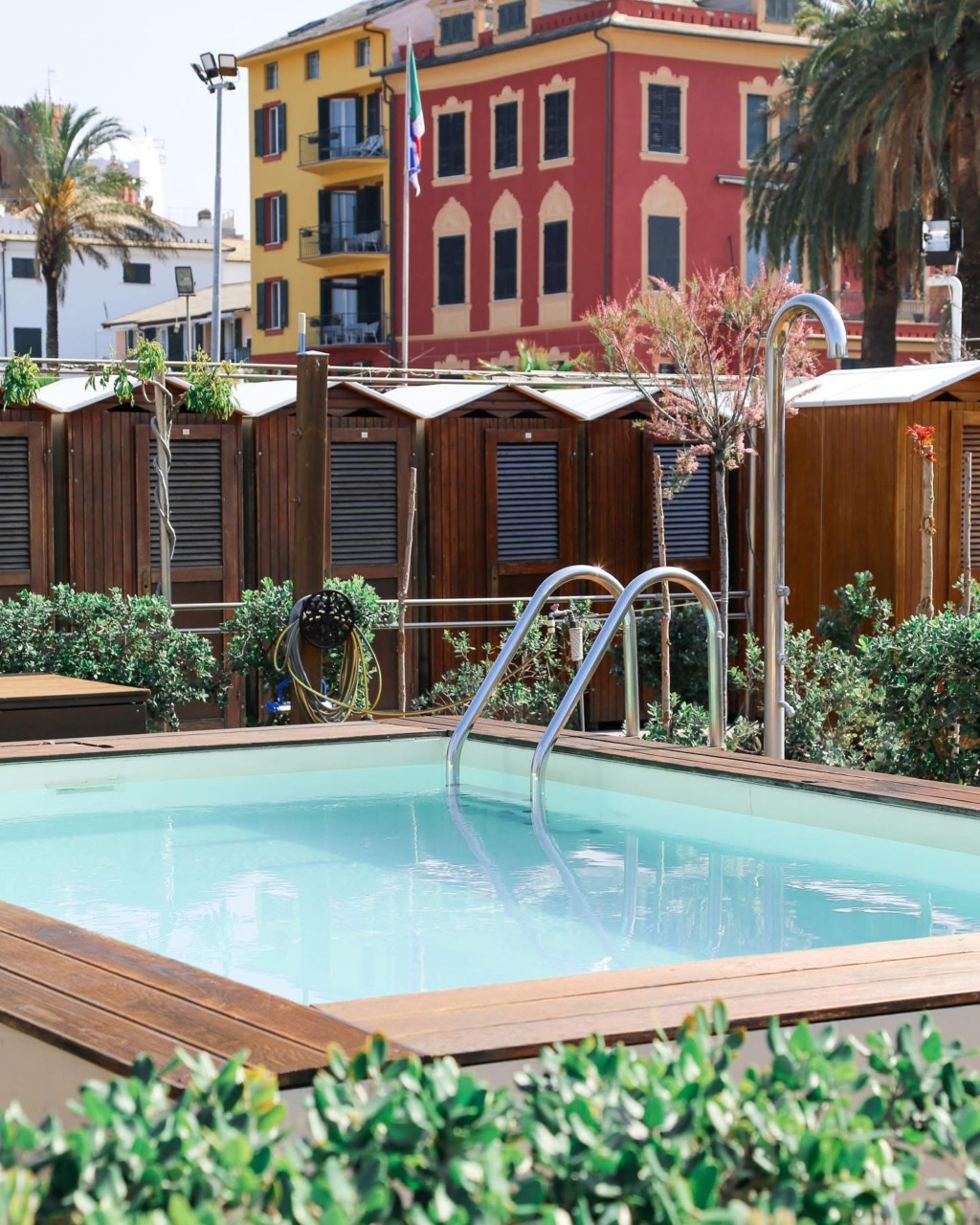 Incidente mortale in piscina: autopsia in corso