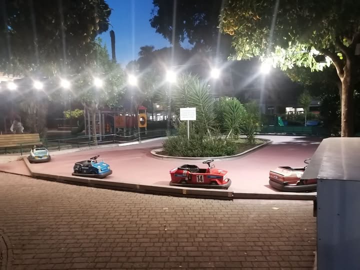 La pista delle macchinine al Parco Canessa di Rapallo estende l’orario serale