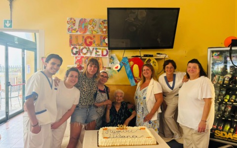 Liliana Carmela Santaniello compie 100 anni alla RSA San Francesco di Recco