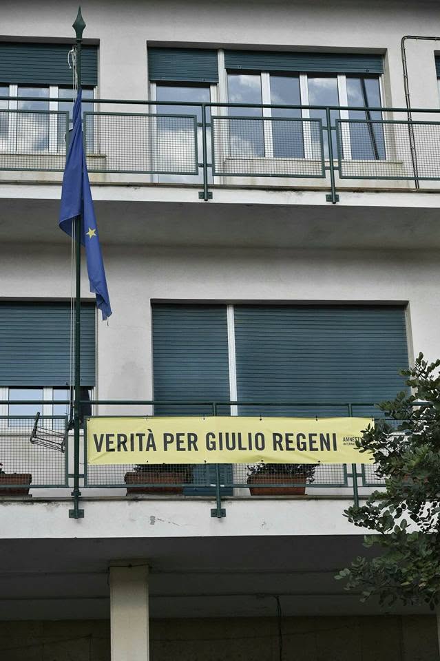 Lo striscione per Giulio Regeni rimosso a Zoagli