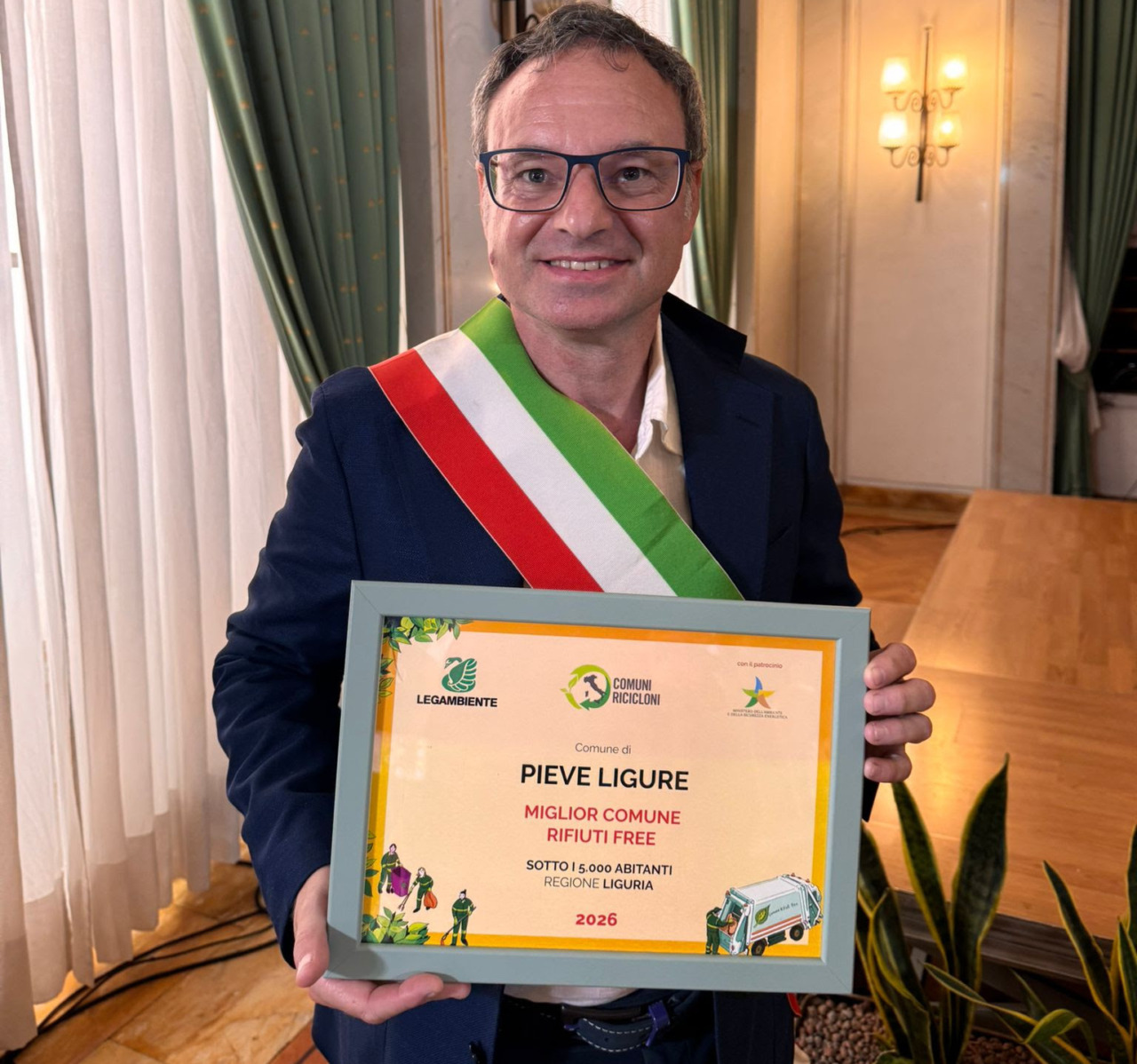 Pieve Ligure trionfa con il Primo Premio per i Comuni Ricicloni in Liguria