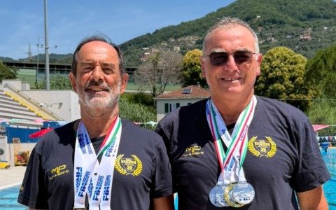 Rapallo Nuoto brilla ai Campionati Italiani Master: Tubino conquista tre ori e Barbagelata tre argenti