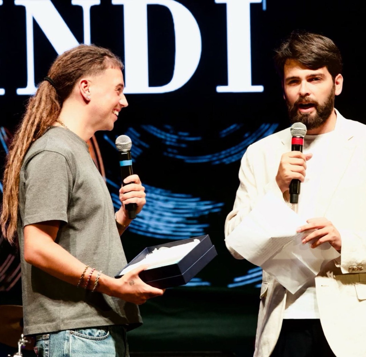 Sayf riceve la menzione speciale al Premio Bindi 2026