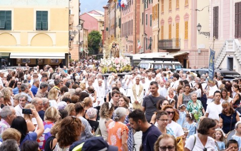Sestri Levante celebra la Madonna del Carmine con una tradizionale processione