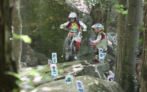 Tommaso Bottini sul podio con il Trial Team Aveto