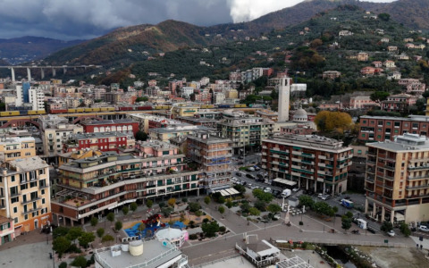 Recco, opposizione presenta tre interpellanze su accattonaggio, parcheggio ex Enel e ZTL